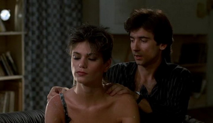 Linda fiorentino rosanna arquetteafter hours photos